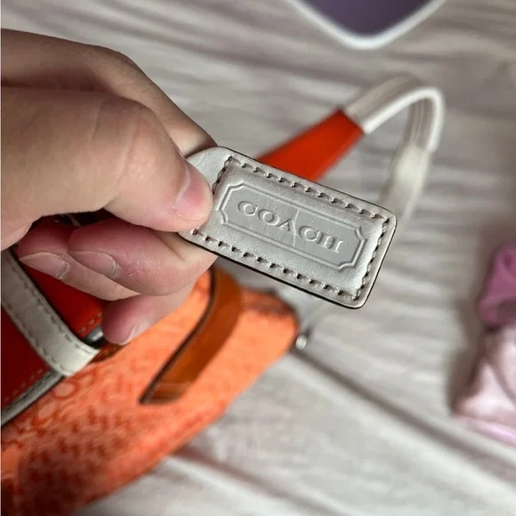 Vintage Coach Soho Orange Bag - Picture 12 of 12